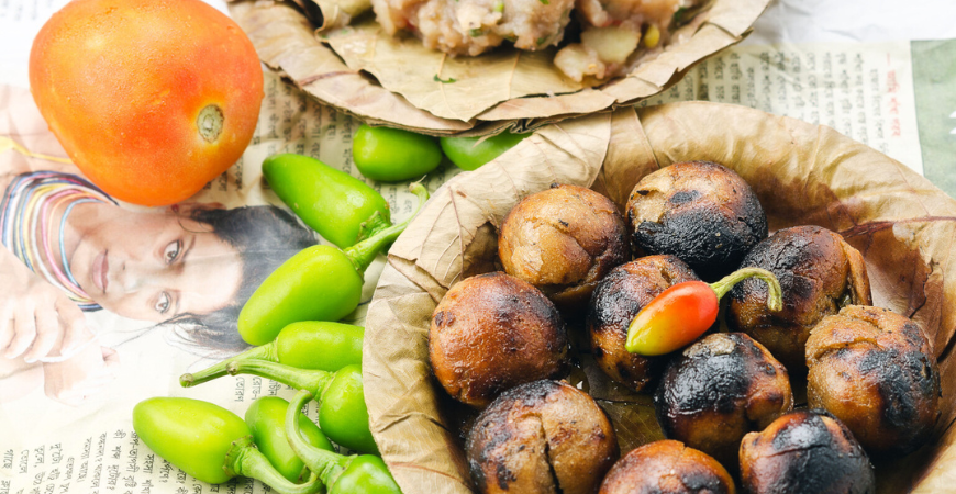 foodie's-guide-a-culinary-pilgrimage:-exploring-the-famous-food-in-bodh-gaya,-bihar