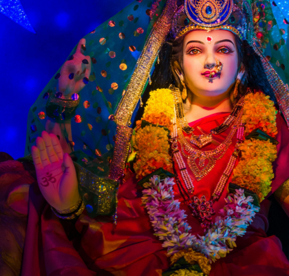 the-mindful-word-navratri-beyond-dandiya:-the-deeper-spiritual-meaning-of-the-nine-nights-