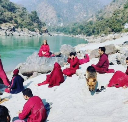 the-mindful-word-daily-rituals-for-inner-peace:-inspired-by-life-in-rishikesh-