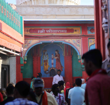 majestic-temples-discovering-hanuman-garhi-temple-in-ayodhya