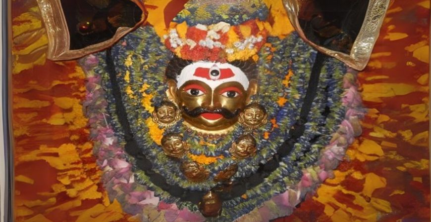 kaal-bhairav-puja-in-varanasi